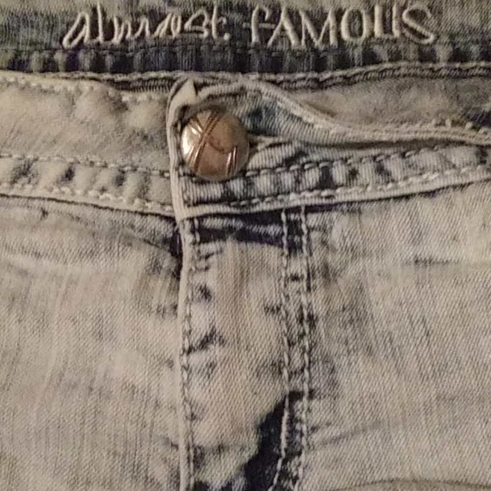 Almost famous, Jean shorts Size 13